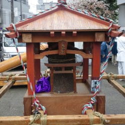 Kanamara Matsuri Kanamara-mikoshi